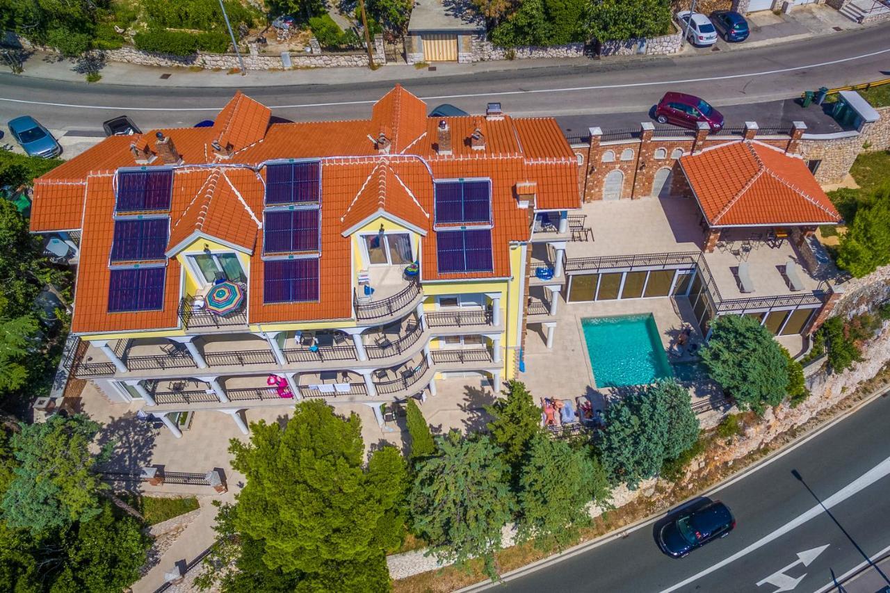 Palace Paulina Apartments 诺维·维诺多尔斯基 外观 照片